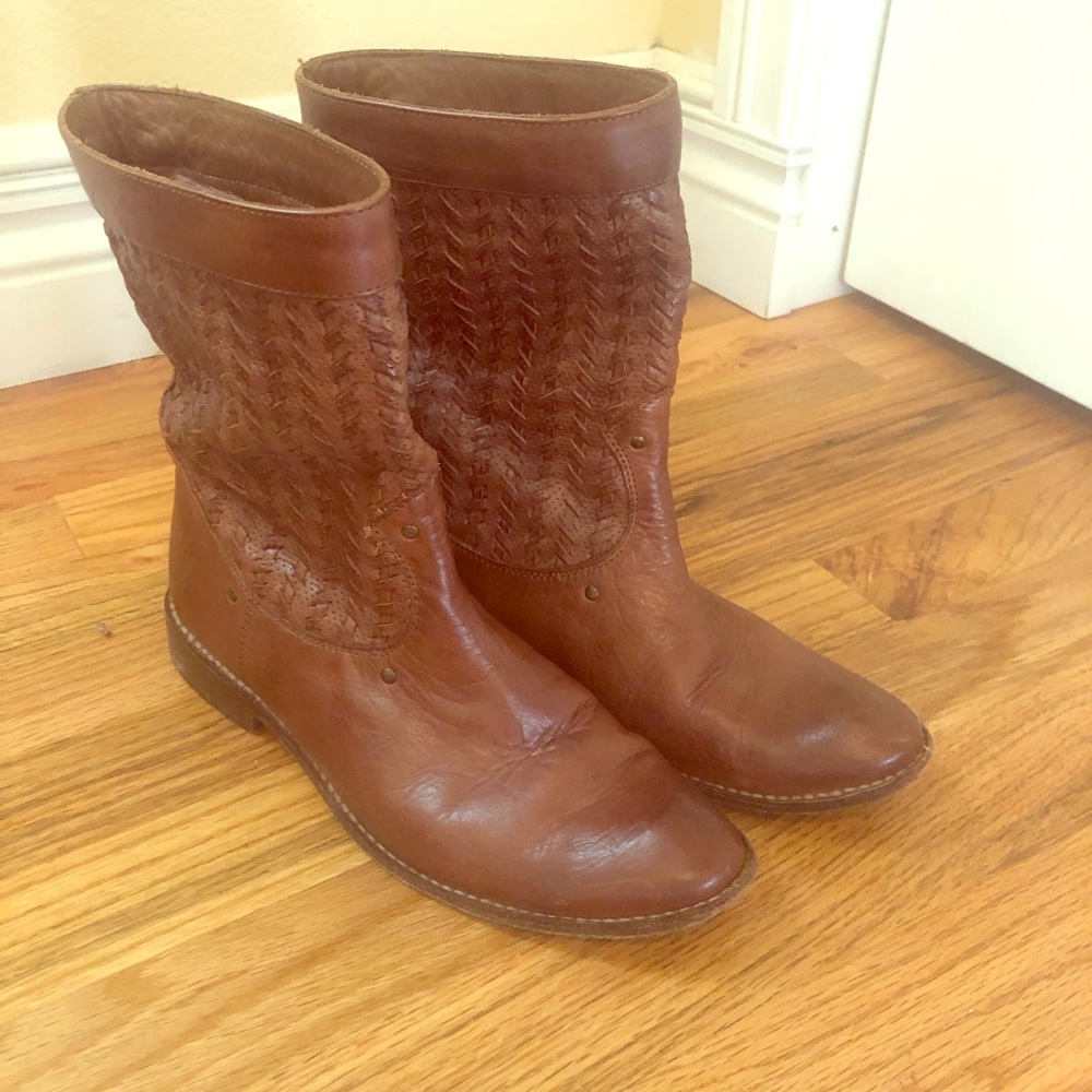 Frye woven leather boots 7.5